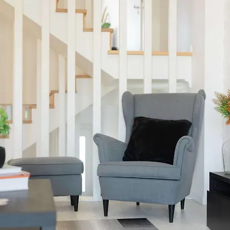 Elegant 3-bed Family House With Large Pool Area * Praia da Lourinhã