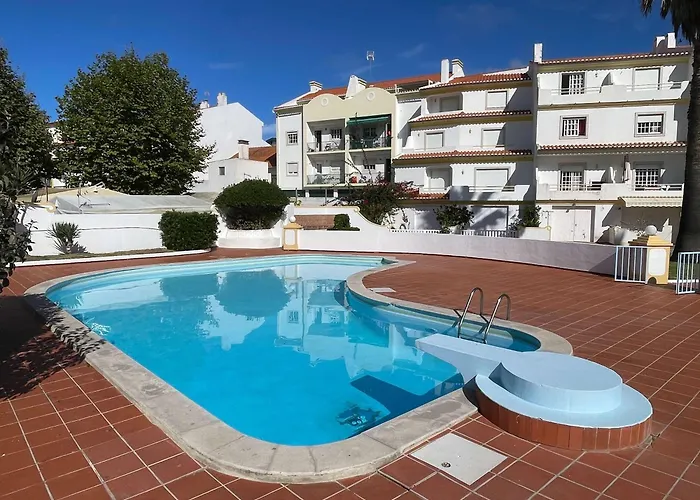 Апартаменты Elegant 3-bed Family House With Large Pool Area