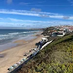 Elegant 3-bed Family House With Large Pool Area Praia da Lourinha